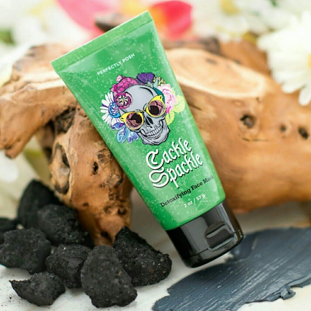 Perfectly Posh Cackle Spackle face mask